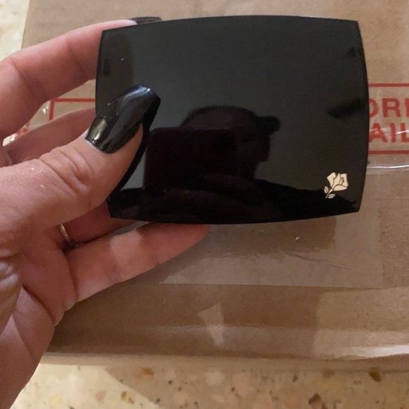 Estée Lauder pallet - Picture 1 of 4